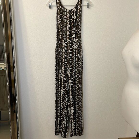 Forever 21 low back pant jumpsuit | size S - Picture 5 of 10